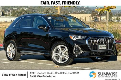 2022 Audi Q3 45 S line Premium