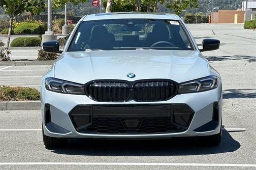 2025 BMW 330 i