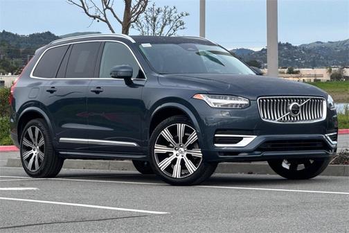 2023 Volvo XC90 B6 Ultimate 7-Seater