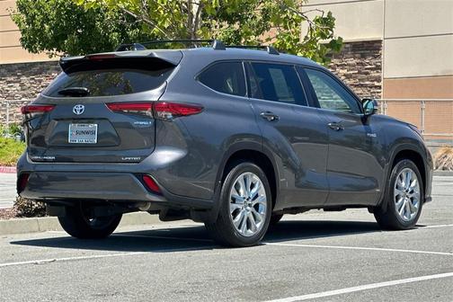 2021 Toyota Highlander Hybrid Limited