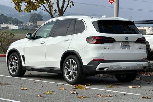2024 BMW X5 PHEV xDrive50e