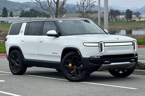 2023 Rivian R1S Adventure Quad Motor Large Pack