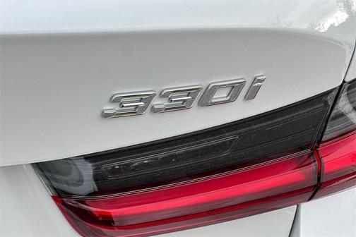 2026 BMW 330 I XDrive NA