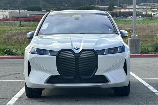 2026 BMW iX xDrive45