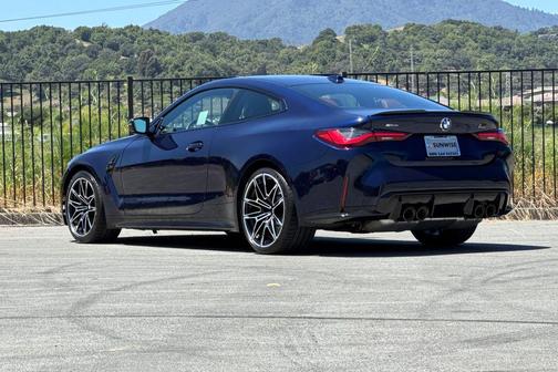 Tanzanite Blue II Metallic 2024 BMW M4 Competition xDrive