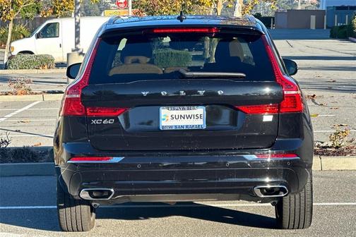 2021 Volvo XC60 Recharge Plug-In Hybrid T8 Inscription