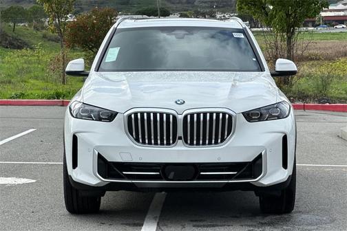 2026 BMW X5 sDrive40i
