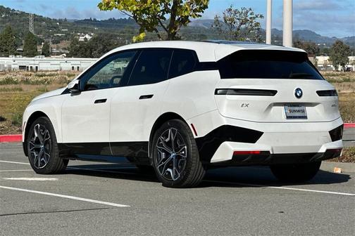 2024 BMW iX xDrive50