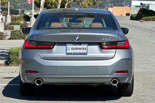 2024 BMW 330 i