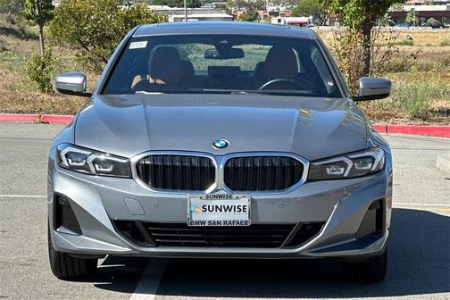2024 BMW 330 i