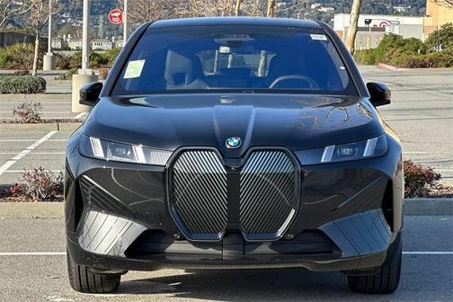 2026 BMW iX xDrive45