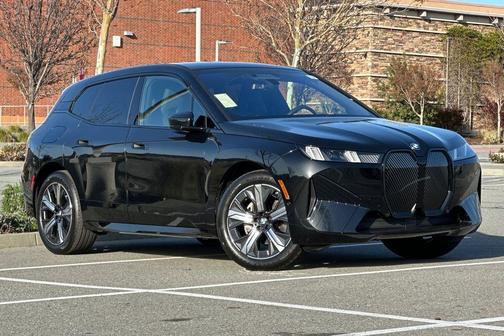 2026 BMW iX xDrive45