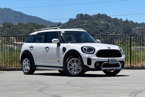 White Metallic 2024 MINI Countryman Cooper S ALL4