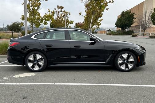 2025 BMW i4 Gran Coupe xDrive40