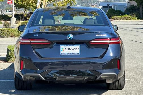 2026 BMW i5 eDrive40