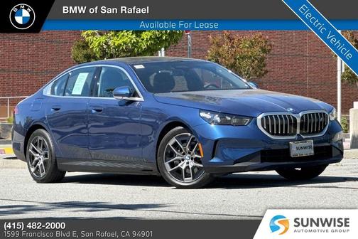 Phytonic Blue Metallic 2026 BMW i5 eDrive40