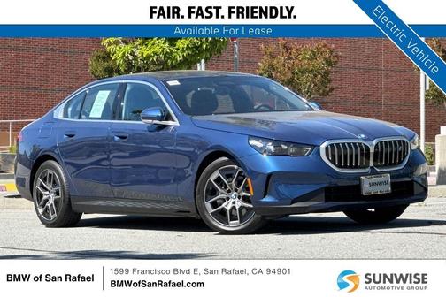Phytonic Blue Metallic 2026 BMW i5 eDrive40
