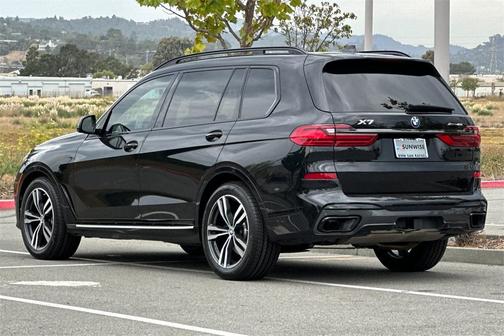 2022 BMW X7 xDrive40i