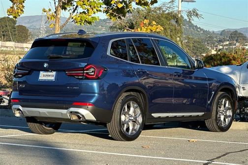 2023 BMW X3 xDrive30i