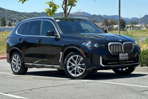 Black Sapphire Metallic 2024 BMW X5 xDrive40i