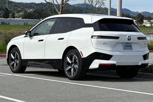 2023 BMW iX xDrive50