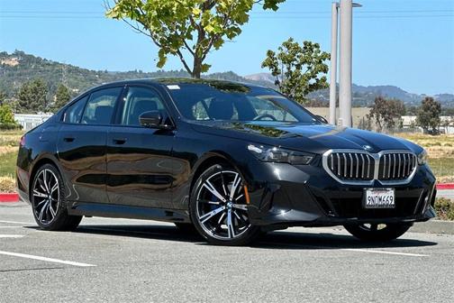 2024 BMW 530 i