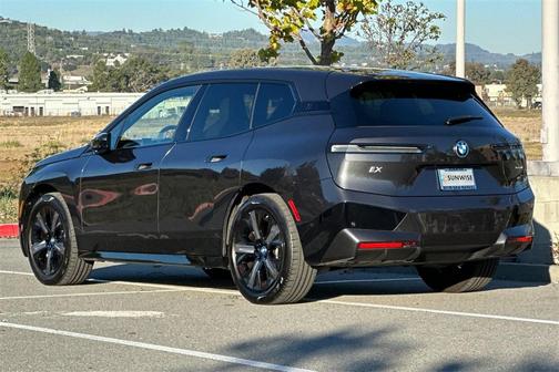 2025 BMW iX xDrive50