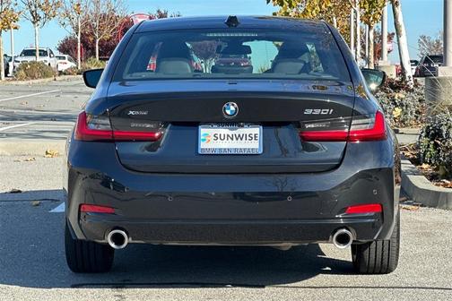 2024 BMW 330 i xDrive