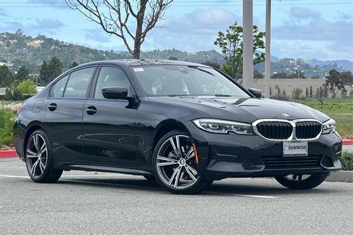 2022 BMW 330 i
