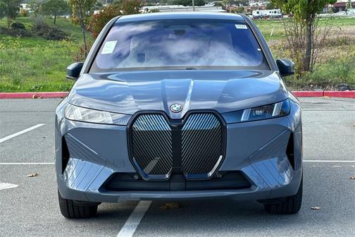 2026 BMW iX xDrive45