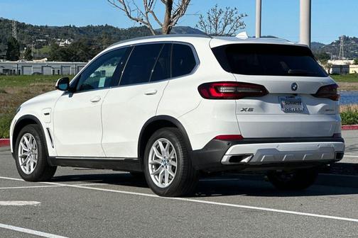 2023 BMW X5 PHEV xDrive45e