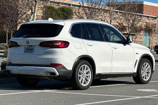 2023 BMW X5 PHEV xDrive45e