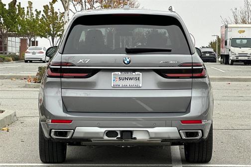 2026 BMW X7 xDrive40i