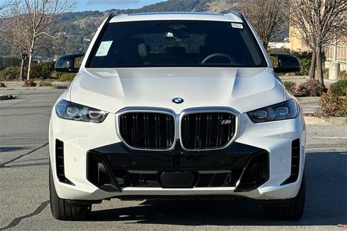 2025 BMW X5 M60i