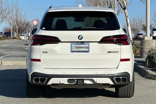 2025 BMW X5 M60i