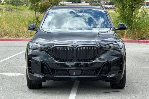 Black Sapphire Metallic 2026 BMW X5 PHEV xDrive50e