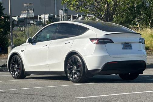 Pearl White Multi 2021 Tesla Model Y Performance