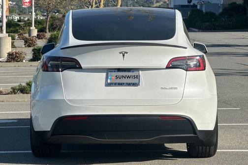 Pearl White Multi 2021 Tesla Model Y Performance