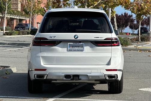 2026 BMW X7 xDrive40i