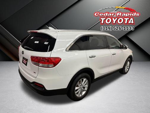 2018 Kia Sorento LX