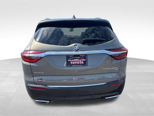 Pepperdust Metallic 2018 Buick Enclave Avenir