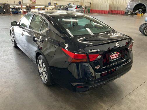 2021 Nissan Altima S FWD