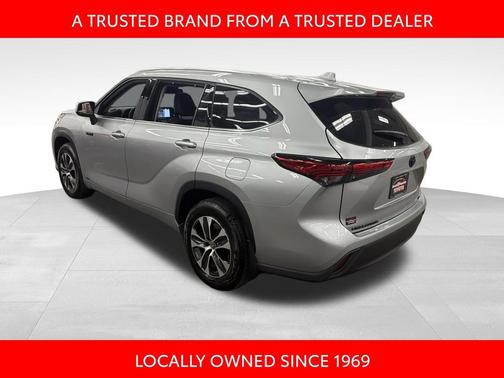 2021 Toyota Highlander Hybrid XLE