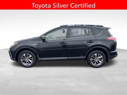 2017 Toyota RAV4 Hybrid SE