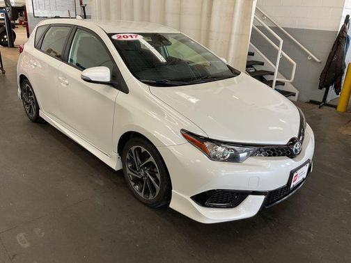 2017 Toyota Corolla iM Base