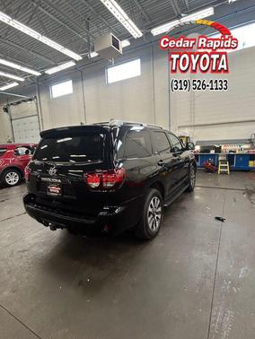 2019 Toyota Sequoia SR5