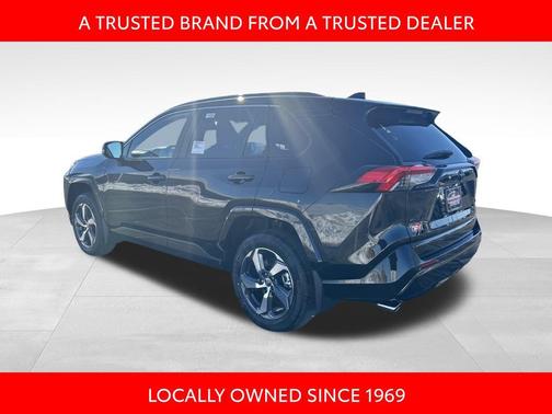 2025 Toyota RAV4 Hybrid SE