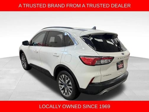2022 Ford Escape Titanium