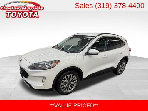 2022 Ford Escape Titanium