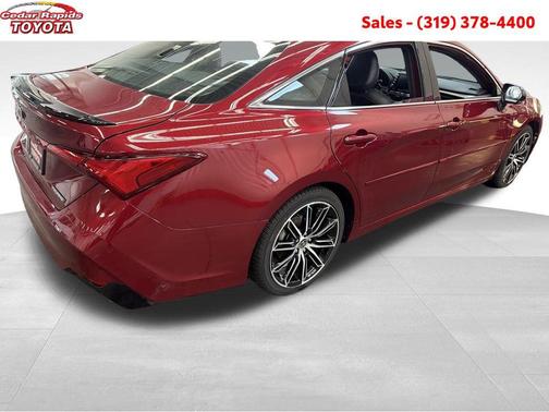 2022 Toyota Avalon Touring